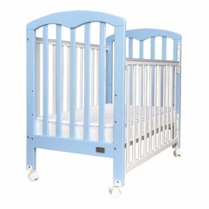 Baby Star Cozzi 嬰兒木床(包括4” 床褥) – 粉藍色